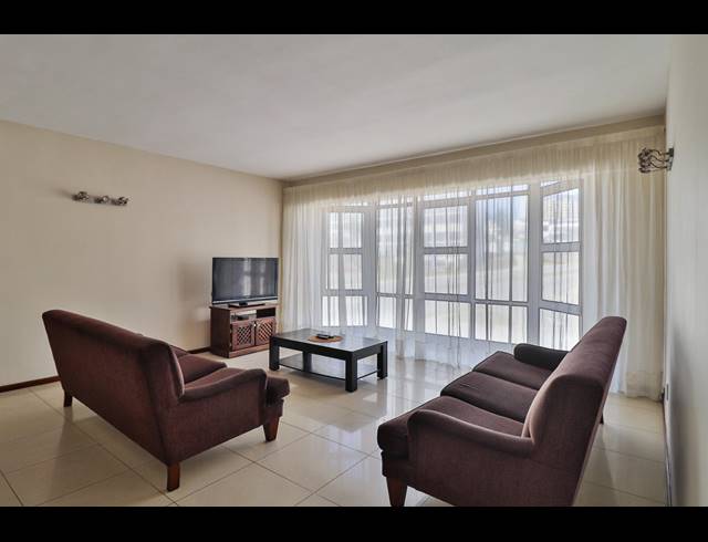3 BEDROOM APARTMENT RENTED IN HUMEWOOD